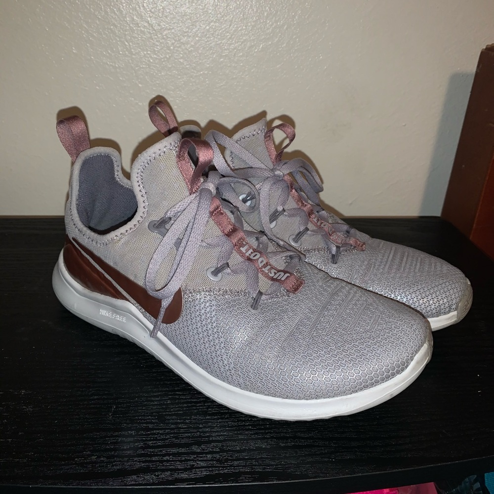Womens Nike’s